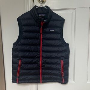 Patagonia Men's Dark Blue Vest with Red Trim